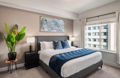 Rio Grande Apartment | Boutique 1BR near Convention Center - Pool,Htub,Gym