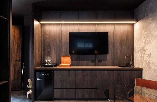 East Launceston Apartment | Boutique Apartment Close to all amenities - Welcome to Allure43