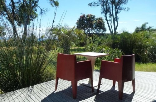 Hot Water Beach Apartment | Boutique Apartment with Sea Views (Bure 2 - Wai)