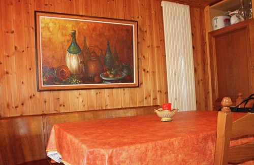 Erschmatt Apartment | Boutique Apartment in Valais with Balcony