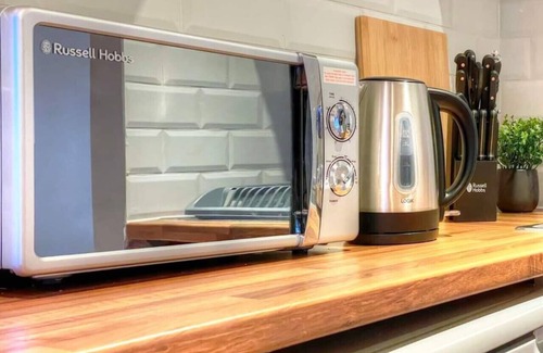 Banbury Apartment | Boutique Apartment in Town Centre w/Free Parking