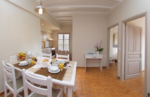 Antipata Apartment | Boutique Apartment, Magnolia No2