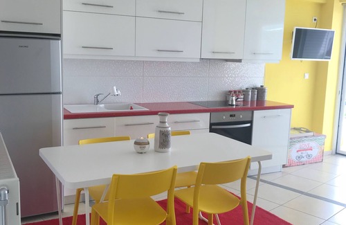 Khalkis Apartment | Boutique Apartment of Chalkida by the sea for a family of 4 to maximum 5 people.