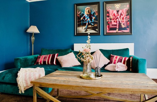 Ilkley Apartment | Boutique Apartment - Sleeps 6 & Free Parking