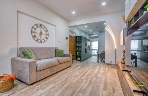 Gzira Apartment | Boutique Apartment - Stylish Living By the Sea