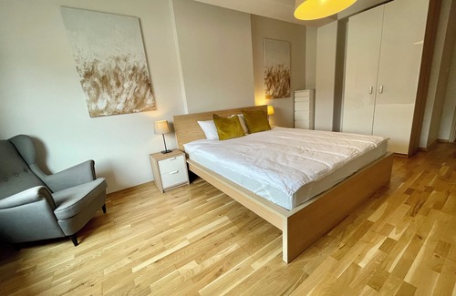Wroclaw Old Town Apartment | Boutique Apartments - Old Town 120m2 - Private Underground Parking -