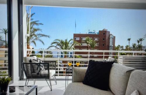 Torremolinos City Centre Apartment | Boutique apt& sea view