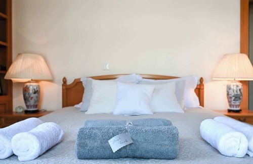 Paleopolis Bed & Breakfast | Boutique B&B Sea Views & Breakfast - Suite 1