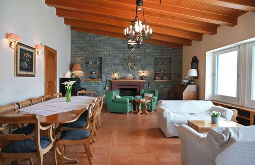 Paleopolis Bed & Breakfast | Boutique B&B Sea Views & Breakfast - Suite 1