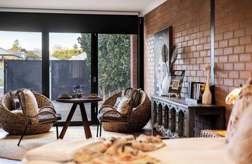 Echuca House | Boutique Barn Summary