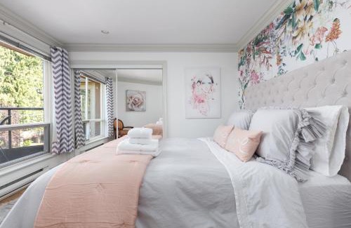 Kitsilano Apartment | Boutique Beach Apartment