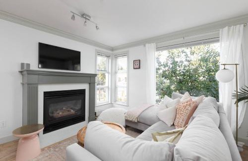 Kitsilano Apartment | Boutique Beach Apartment