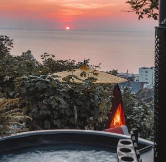 Westward Ho House | Boutique Beach Retreat