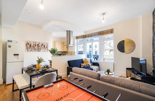 Homerton Apartment | Boutique Central Hackney Abode -&nbsp;Balcony -Sleeps 6