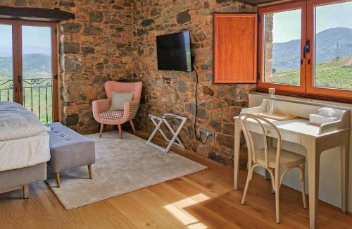 Villafranca del Bierzo Hotel | Boutique Finca esencial Hotel Rural