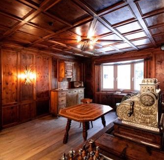 Sankt Anton am Arlberg Hotel | Boutique Hotel Edelweiss