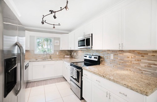 Lake Clarke Shores House | Boutique Home with Pool