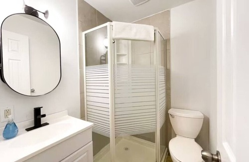 Thunder Bay Apartment | Boutique Hotel #5 - 2 Queen beds