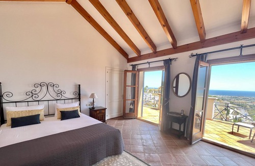 Benahavis Bed & Breakfast | Boutique Hotel Maravilla