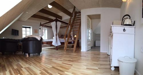 Holsted Hotel | Boutique Hotel Postgården