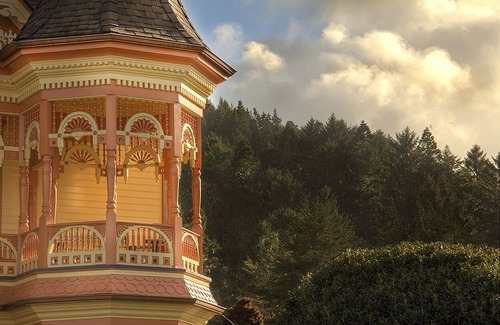 Ferndale Apartment | Boutique Hotel, Romantic bed and breakfast in Victorian town of Ferndale, CA