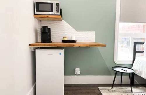 Thunder Bay Apartment | Boutique Hotel - Suite #8 Single