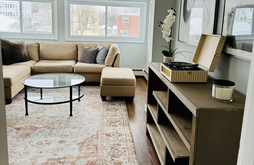 Hartford Apartment | Boutique Hotel Suite Feel in Every Room! Traveling Professionals Welcome!