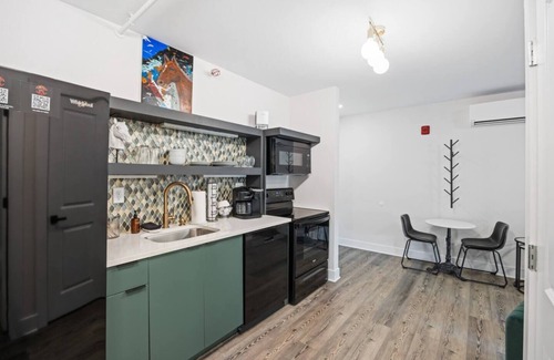 Jackson Hotel | Boutique Hotel | The Kentucky Derby Suite