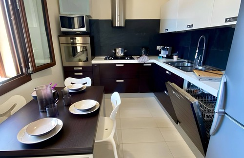 Torre Grande House | Boutique House - Sea View House with all Comforts for Families and Friends