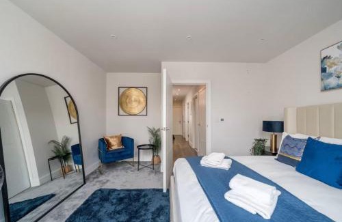 North Finchley Apartment | Boutique Lux London Apartments-Free Parking