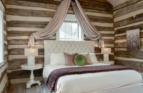 Grottoes House | Boutique Luxury Stay Near JMU with 2 King Suites & Fireplaces