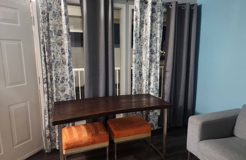 West Hills Apartment | Boutique Naval Suites 228