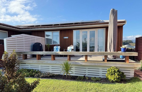 Waiotahi Apartment | Boutique oceanfront accommodation