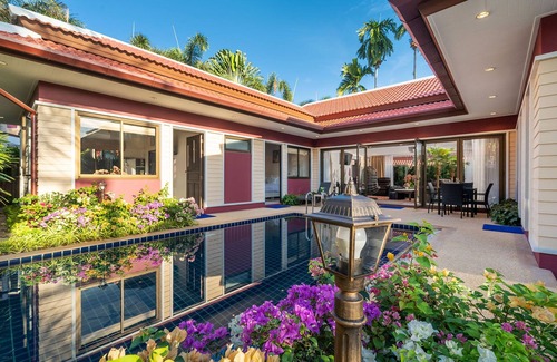 Pa Klok Villa | Boutique Resort Private Pool Villa