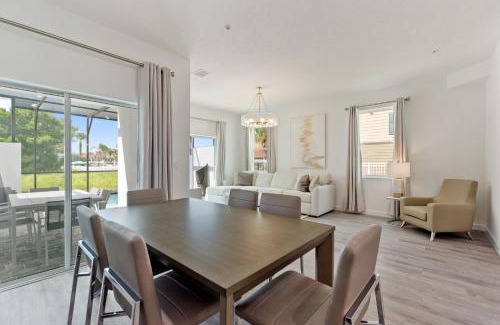 Loughman Apartment | Boutique Retreat, Azur Resort, Near Orlando And Disney By Shine Villas