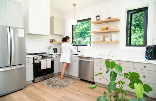 Prince Edward House | Boutique Retreat House in Prince Edward County.