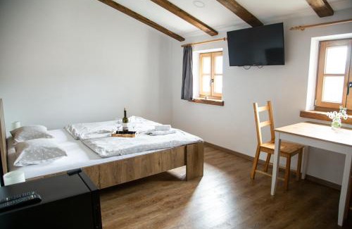 Slap House | Boutique Rooms & Winery Žorž