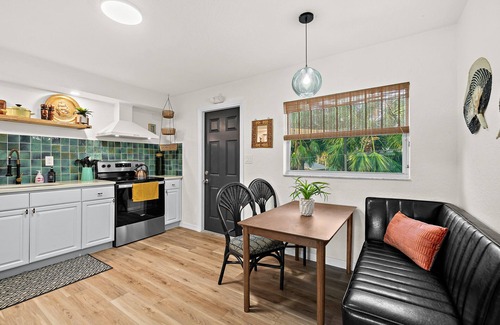 Indian Harbour Beach Apartment | Boutique style Apt/Walk to Beach/Pet friendly