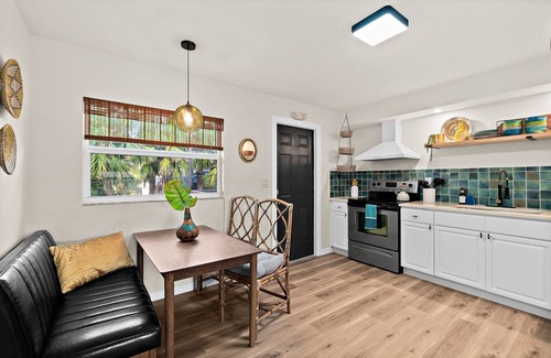 Indian Harbour Beach Apartment | Boutique style Apt/Walk to Beach/Pet friendly
