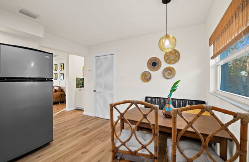 Indian Harbour Beach Apartment | Boutique style Apt/Walk to Beach/Pet friendly