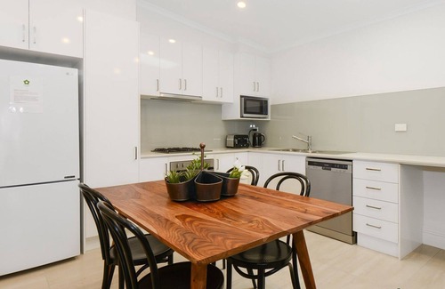 Carlton House | BOUTIQUE STAYS - Carlton Terrace