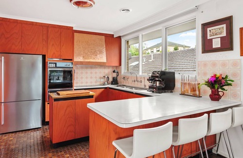 Mount Waverley House | BOUTIQUE STAYS - That 70s House