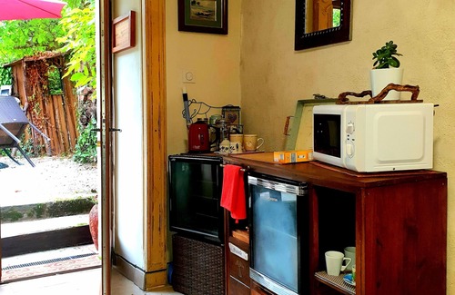 Saint-Paul-Lizonne Apartment | Boutique studio with characterful decor, private pool pool & holistic therapies.