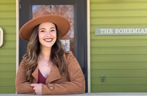 University Park Apartment | Boutique Studio Apartment Hotel across from CSU in Old Town Fort Collins! Light filled space that will transport and capture your heart. Curl up and read a book, let your mind wander from your private balcony as the giant oak tree blows in the breeze