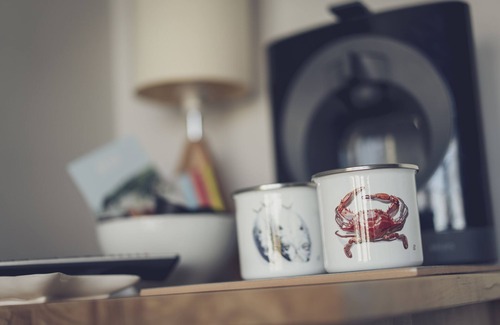 Beer Cabin | Boutique studio Escape Pod in Devon, 5 minutes from the beach with parking.
