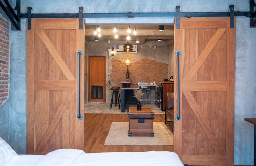 Phra Borom Maha Ratchawang Hotel | Boutique Loft Suite | Old Town BKK – H.O.M