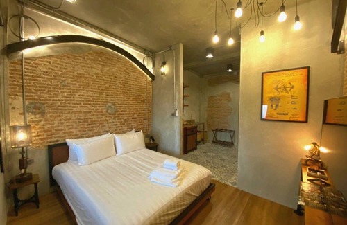 San Chao Pho Suea Hotel | Boutique Terrace Deluxe | Old Town BKK – H.O.M