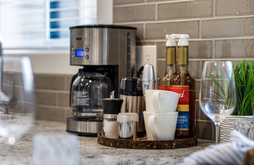 Regional District of Nanaimo Apartment | Boutique Vacation Rental