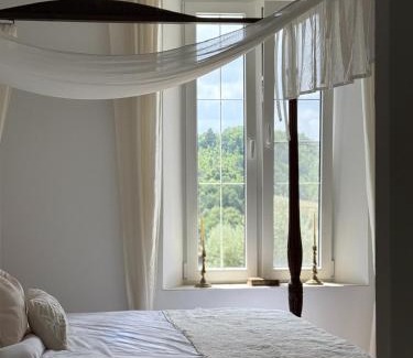 Mirepoix Apartment | Boutiquezimmer Princesse