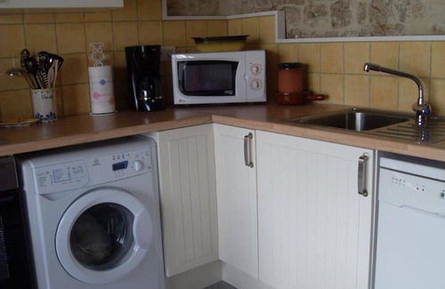 Savignac-sur-Leyze Apartment | Bouye Gite Accommodation